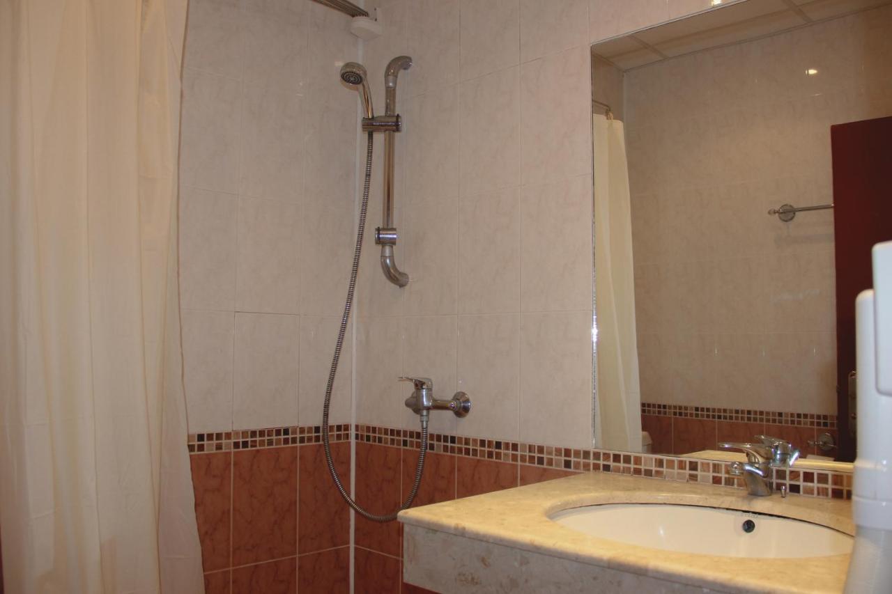 Hotel Green Park Kiten  Ngoại thất bức ảnh