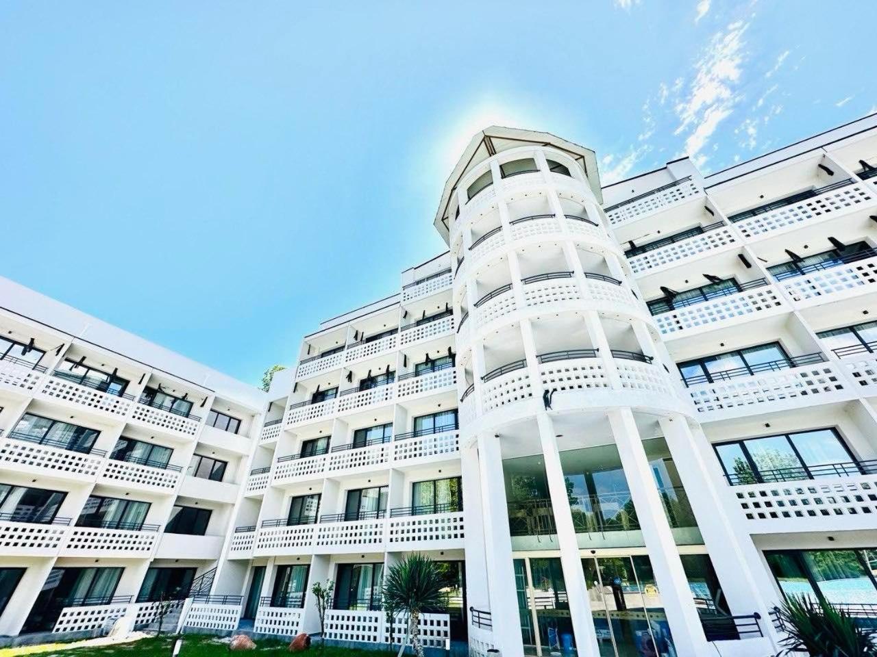 Hotel Green Park Kiten  Ngoại thất bức ảnh
